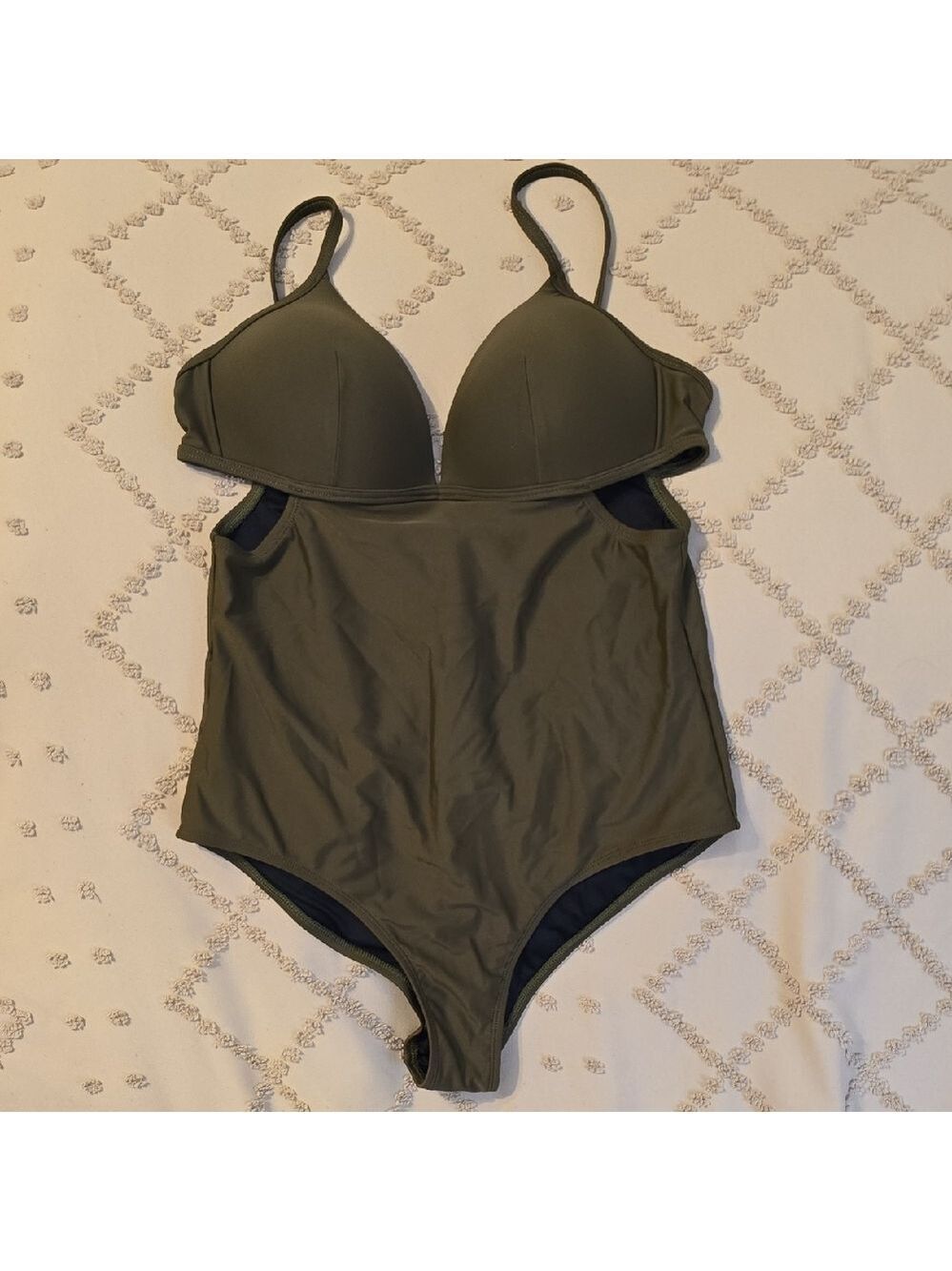 CUPSHE Olive Green Cutout One-Piece Swimsuit NWT Medium